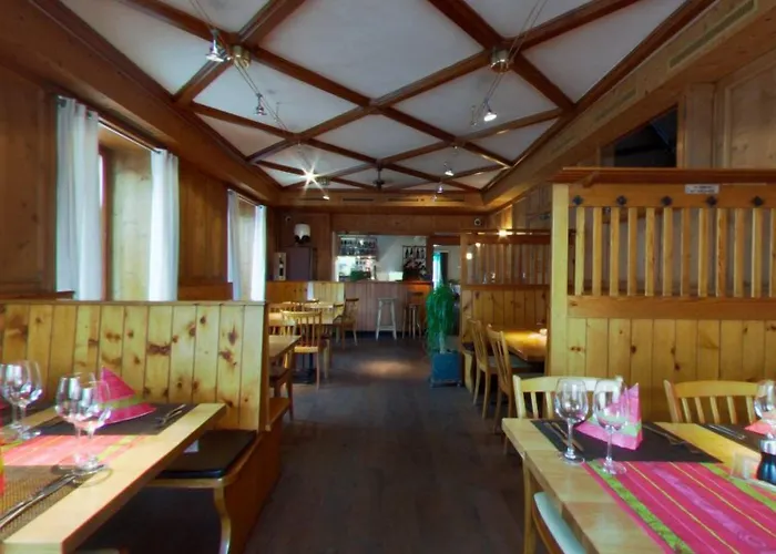 Raetia Otel Ilanz/Glion